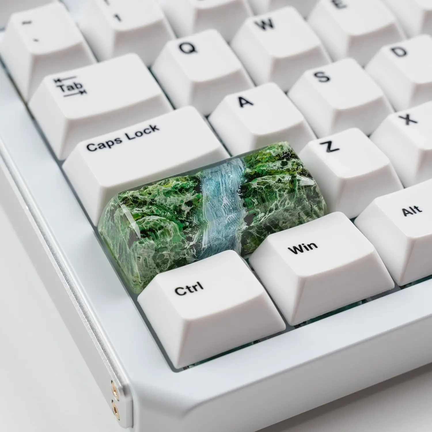 

Spring Mood Shine Through Resin 2.25U Custom Translucent Handmade Keycaps for Mechanical Keyboard