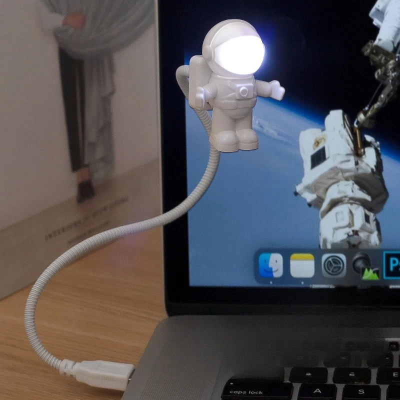 USB Astronaut Night Light 5V LED Reading Desk Lamp Flexible Gooseneck Eye-Care USB Lamp for Laptop PC Bedroom Space Lovers