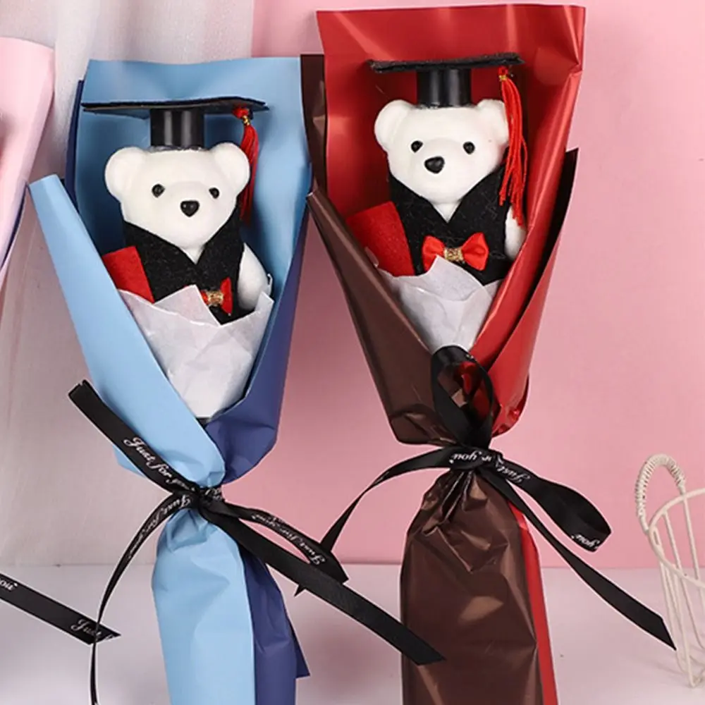 Tierstrauß, schicker Bärenstrauß für den Abschluss, hübsches Cartoon-Doktorbär-Spielzeug, elegantes Abschlussgeschenk zum Valentinstag