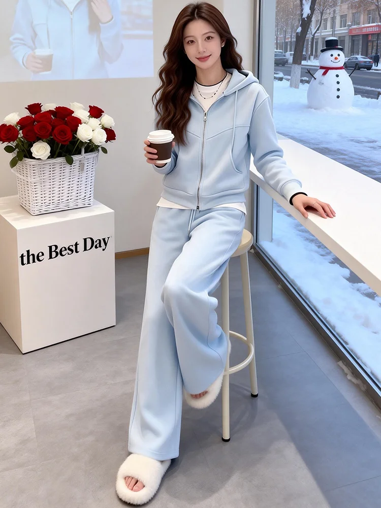 

Spring 2026 Blue Casual Sportswear Set Women's Anti-Aging Stylish Outerwear Top Wide Leg Pants Two-Piece Set Comfortable Long...