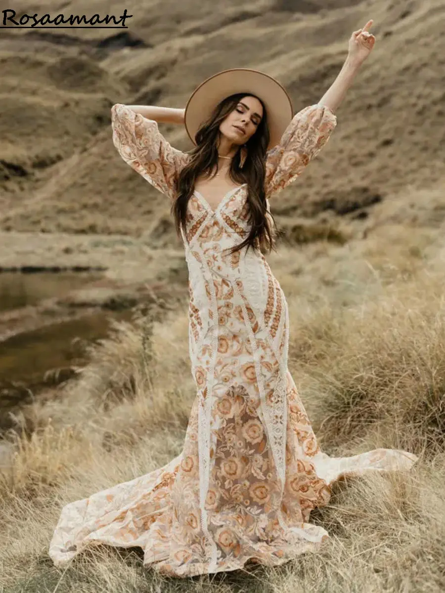 ชุดเจ้าสาวสไตล์โบฮีเมียนคอวีแขนสามส่วนผ้าลูกไม้นางเงือกด้านหลังแบบลวงตาสไตล์โบฮีเมียน