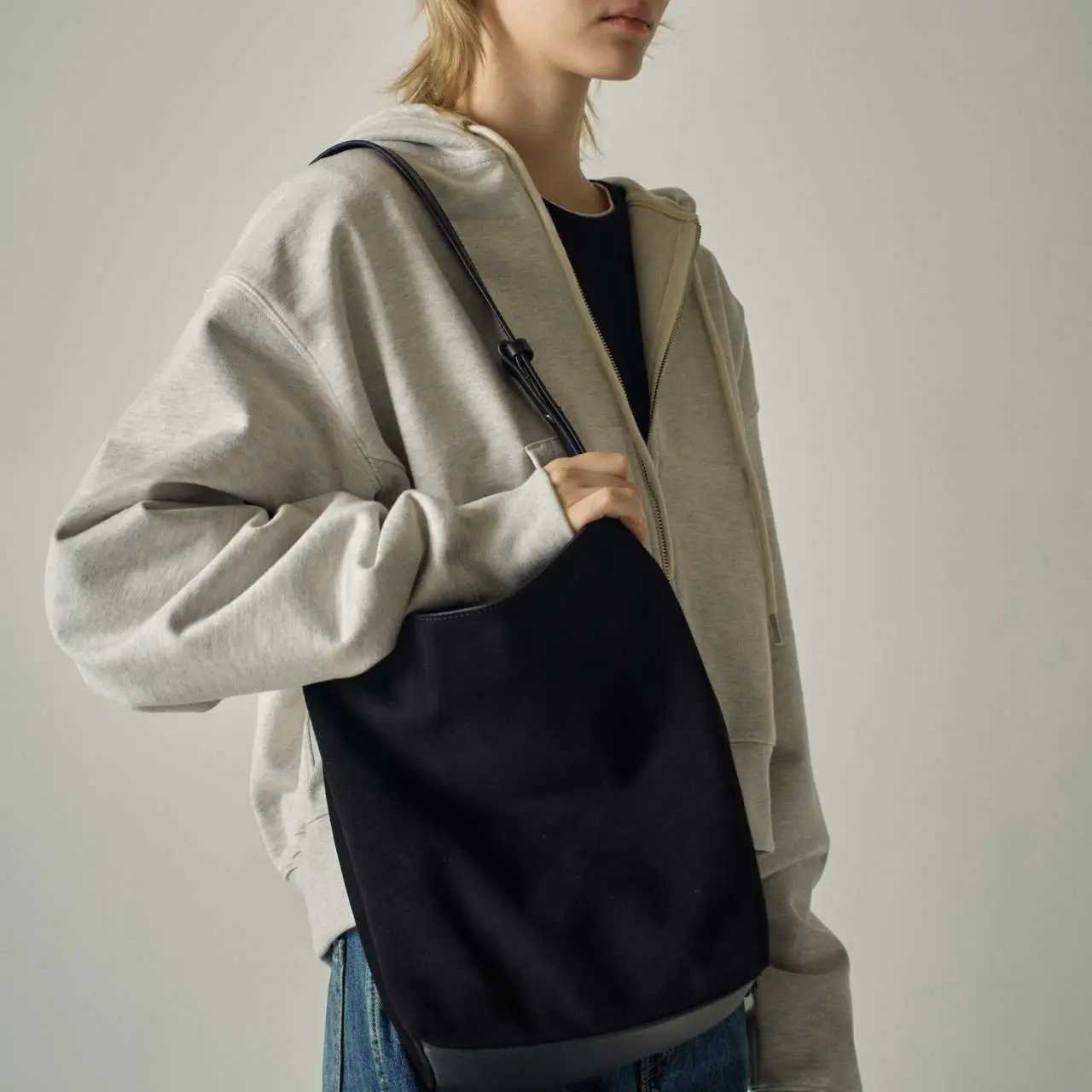 

Zipper Hooded Sweatshirt Coat for Ladies 2023 Autumn New Korean Style Ladies Casual Cardigan Outer Tops winter clothes women