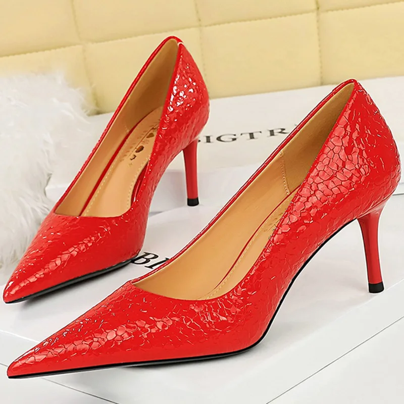 Retro 2024 New Western Style Stone Pattern Patent Leather Women Shoes 7cm Thin High Heels Shallow Pointed Toe Party Ladies Pumps