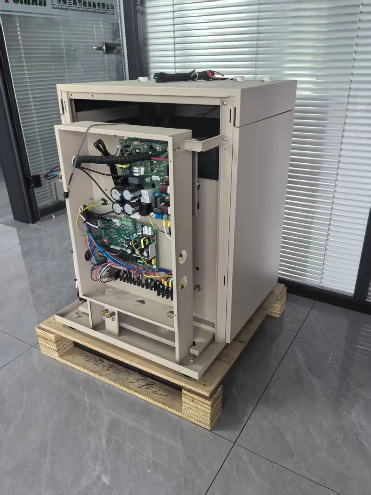 folansi 11KW DC Inverter Type Water to Water Heat Pump Low Temp Ground Geothermal Source Heat Pump