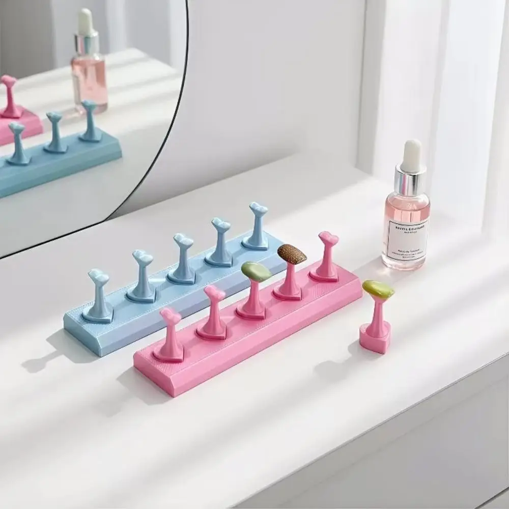 3D Print Non-Magnetic Nail Stand Non-Magnetic 5 Grid Design Nail Showing Holder Heart-Shaped Reusable Non-magnetic Nail Rest