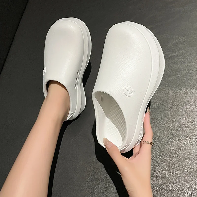 New Women\'s Hole Shoes Summer EVA Thick Sole Elevated Sandals Comfortable Anti Slip Baotou Beach Garden Shoes Indoor Slippers