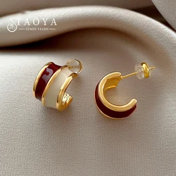 2024 Vintage style Wine red Contrasting Half Circle Enamel Earrings For Womens Elegant Temperament Jewelry Christmas Accessorise