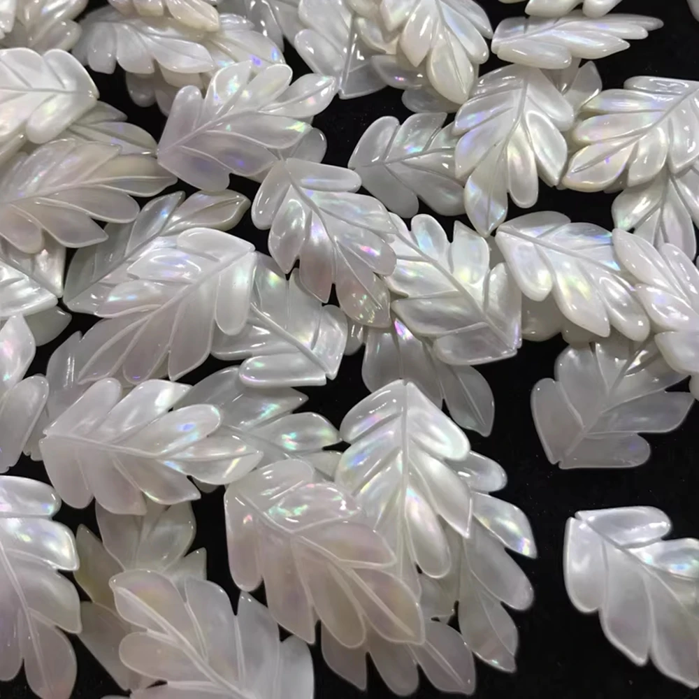 

100 шт. 8X31 мм натуральные пресноводные бусины в форме листьев из перламутра, подходят для DIY аксессуаров для головных уборов