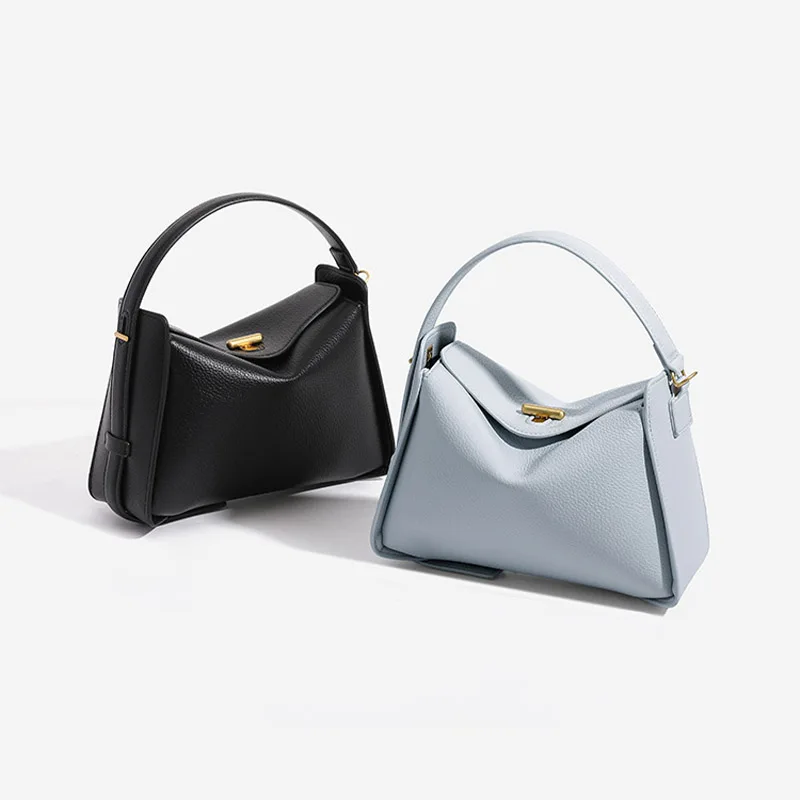 

2025 New Fashion Women's Lock Decorated Hand Pillow Bag Niche Luxury Design Commuting Large Capacity Boston Shoulder Messenger B