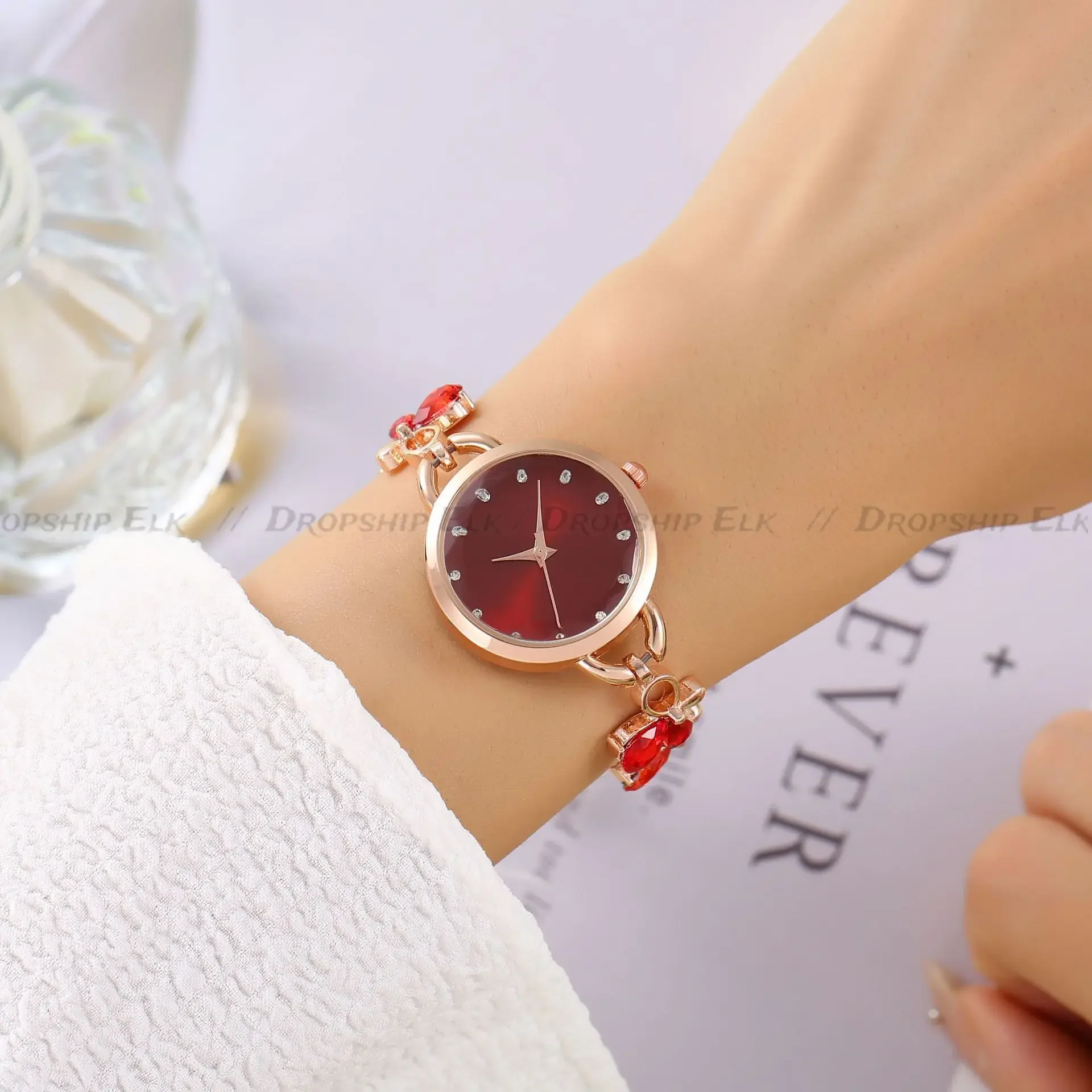 สุภาพสตรี Bow Tie นาฬิกาผู้หญิงหรูหรานาฬิกานาฬิกาข้อมือควอตซ์นาฬิกา Часы สร้อยข้อมือนาฬิกาของขวัญหญิง Relojes Para Mujer