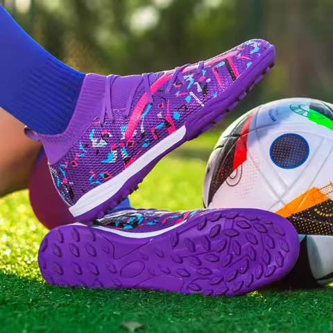 Turf Soccer Cleats Professional Men Football Boots Breathable Mesh Youth Soccer Shoes Anti Skid Male Sneakers Society Chuteira