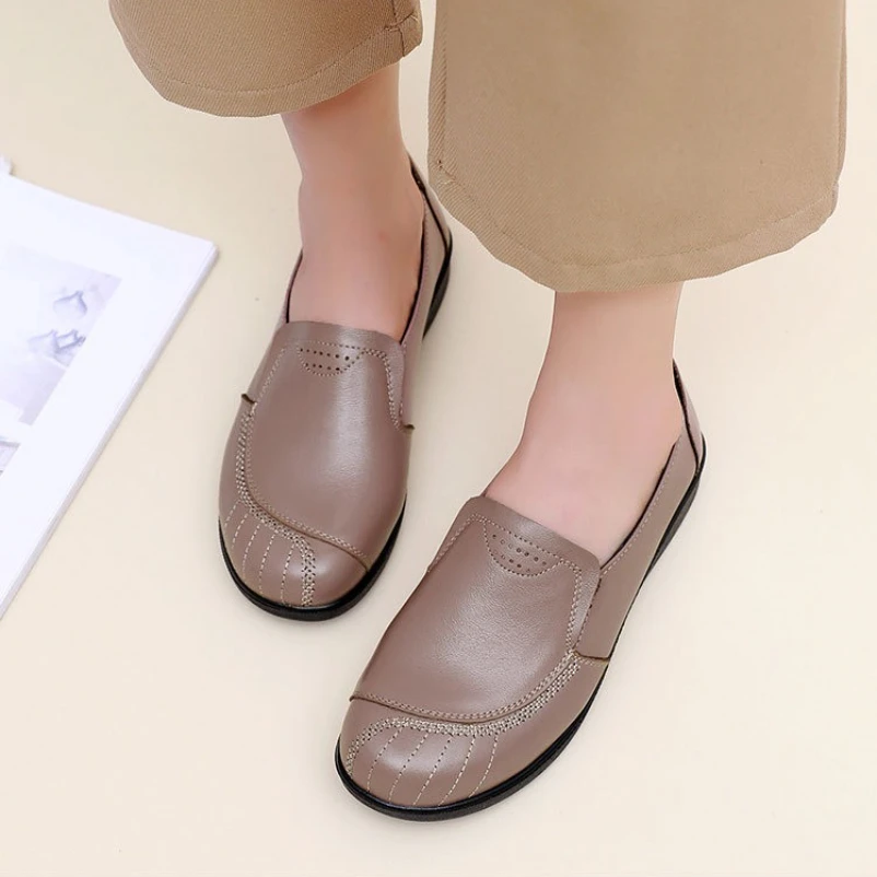 

Осенние модные кроссовки 2024, легкая женская обувь, повседневные туфли из натуральной кожи на плоской подошве, женские черные рабочие туфли без шнуровки