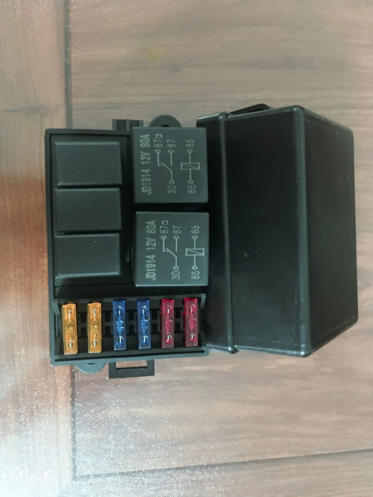 Automotive Multiway Free Combination Relays 6 way fuse block box