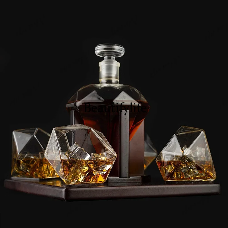 

Diamond Whiskey and Wine Decanter750ml ，1 Pcs Diamond Glasses and Beautiful Mahogany Wooden Holder Liquor