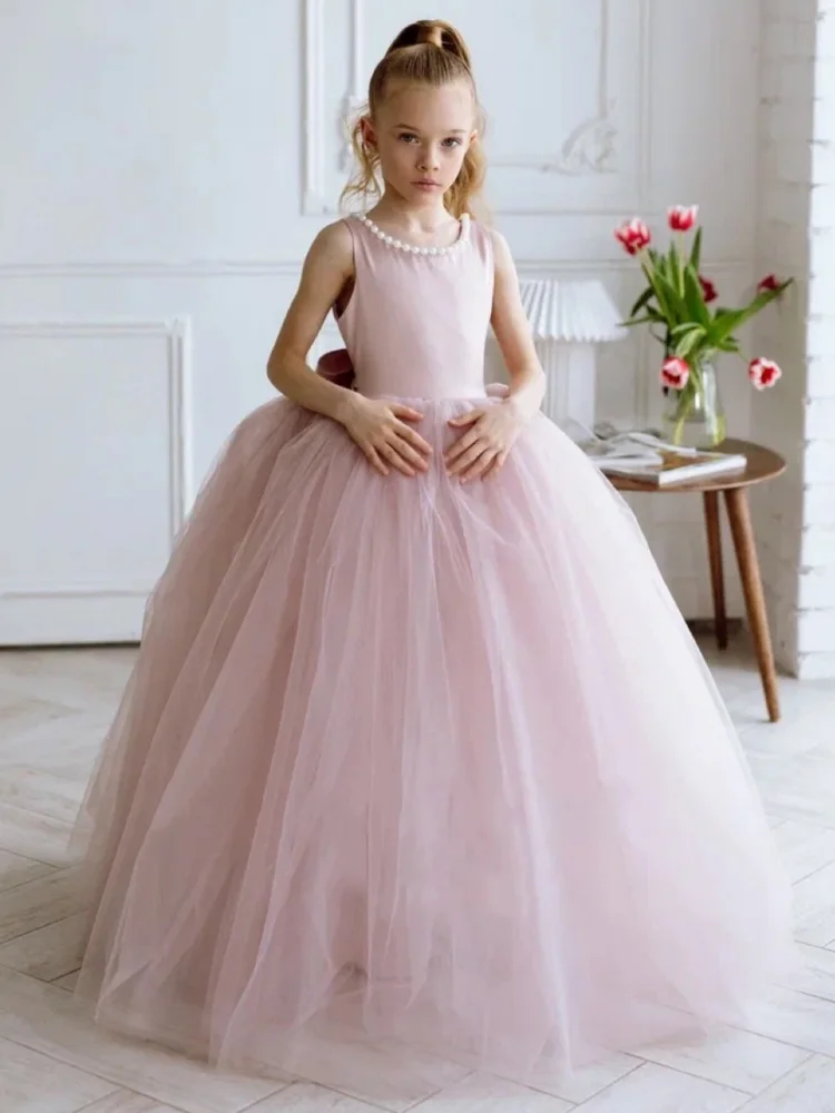 

Flower Girl Dresses Dusty Pink Tulle Pearls Neck With Bow Belt Sleeveless For Wedding Birthday Party Banquet Princess Gowns