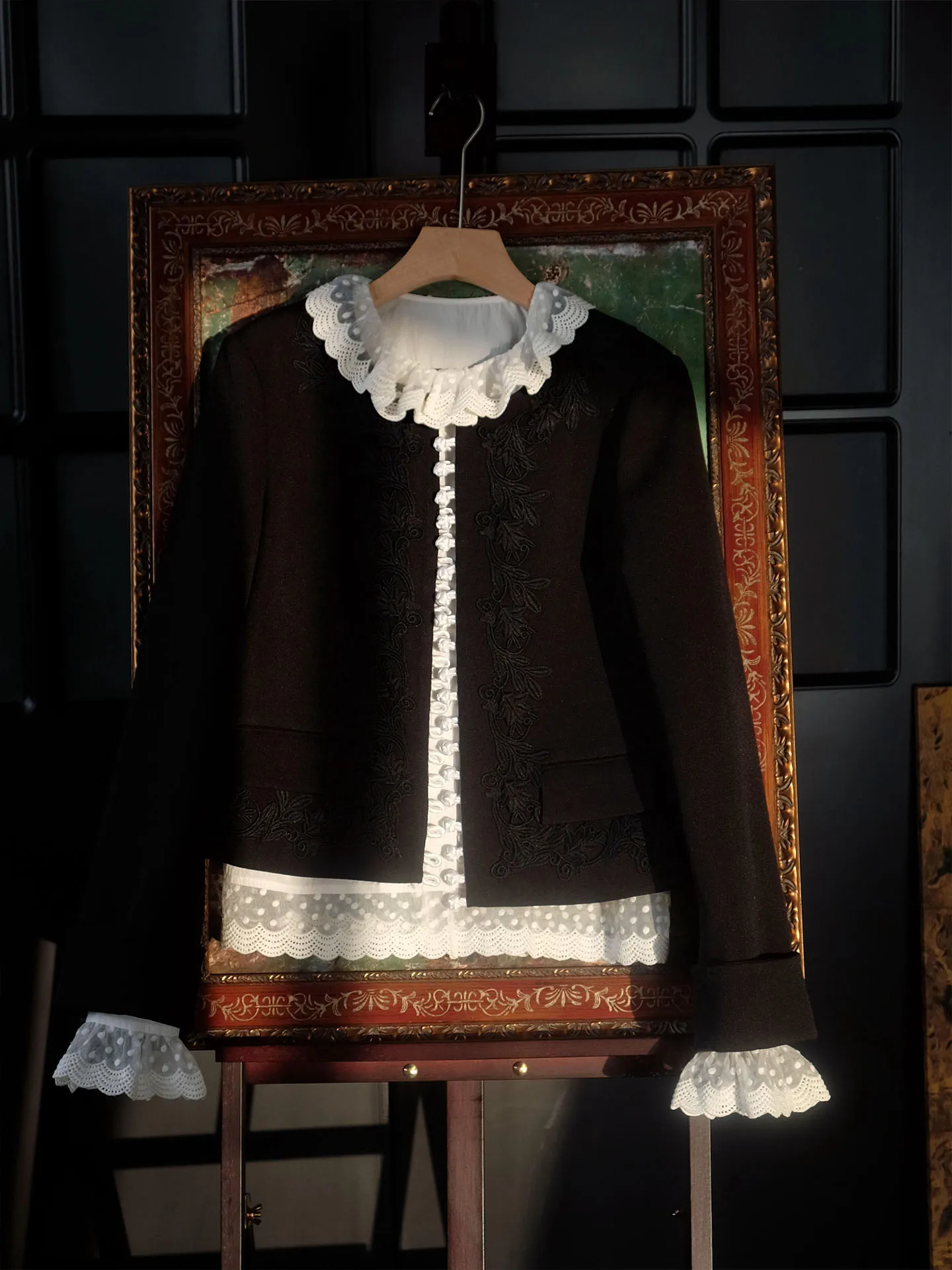 

Ele Bla ort Coat Women's Faion Spring 2026 New Sle Versatile Rich Girl Sle Top Commute Sle Stand Version