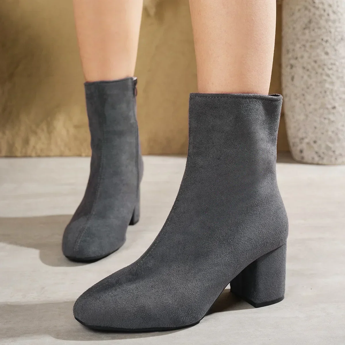 Damen-Stiefeletten für den Winter mit seitlichem Reißverschluss, dehnbarem mittlerem Absatz, großer Größe, kurzer Stiefelette, modische spitze Schuhe, Botas De Mujer – Detail 35