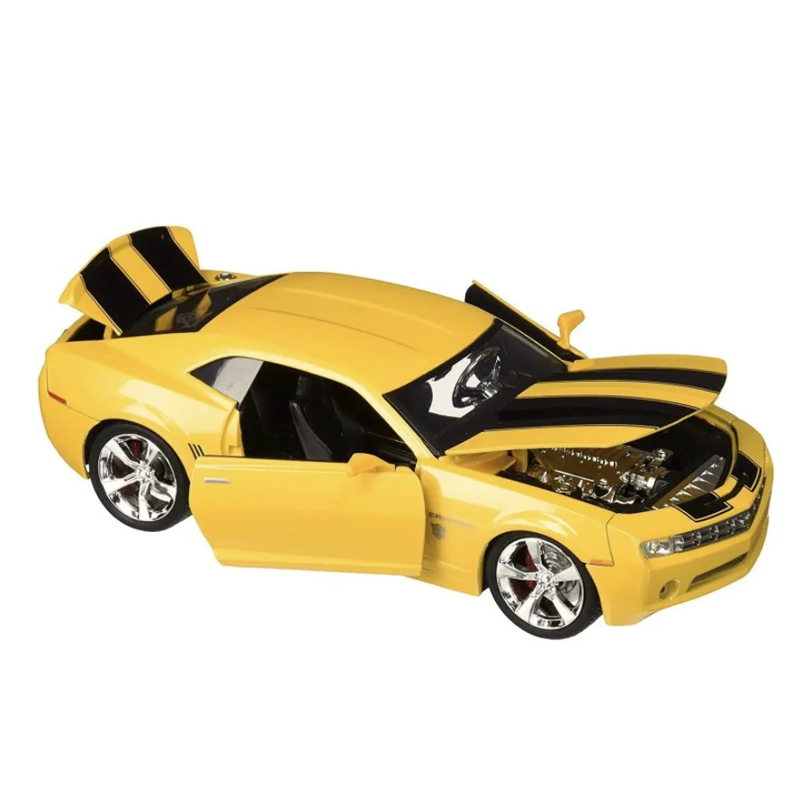 Transformers 1:24 Bumblebee 2006 Chevy Camaro Die-Cast Car w/Robot on Chassis & Collectible Coin, Toys for Kids and Adults