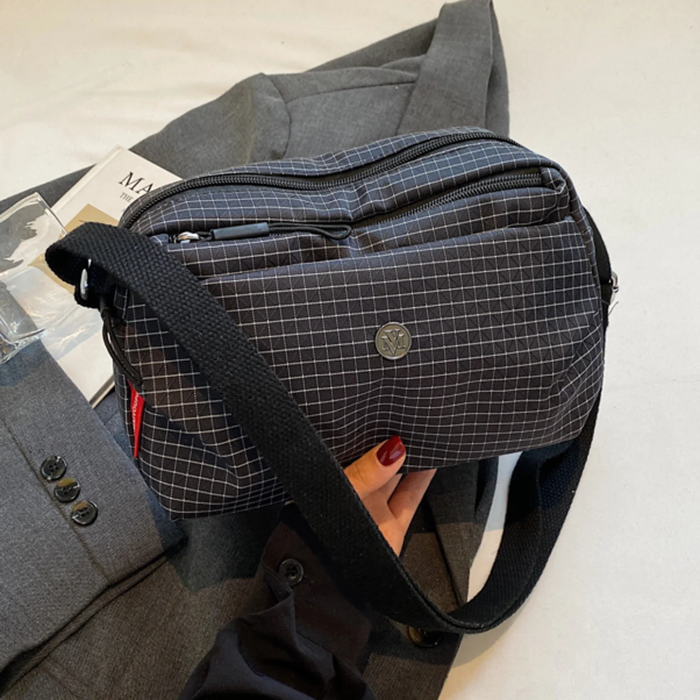 Large Capacity Canvas Bag Women's 2025 New Summer Versatile Simple Shoulder Casual Commute Crossbody Phone Bag Plaid