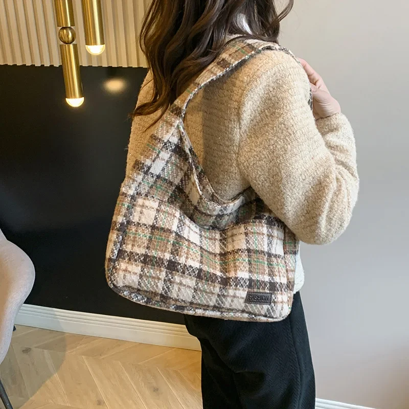 Bolsos De mensajero De lana para niños, bolso De mano para axila, Bolsos De clase Retro para niñas, Bolsos De diseñador, bolso lindo De Invierno para Mujer