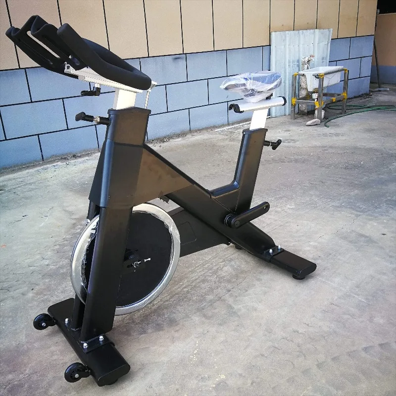 

Magnetic Resistance Spinning Bike, Silent Heavy Duty Structure For Commercial Gym Intense Training And Professional Fitness Use