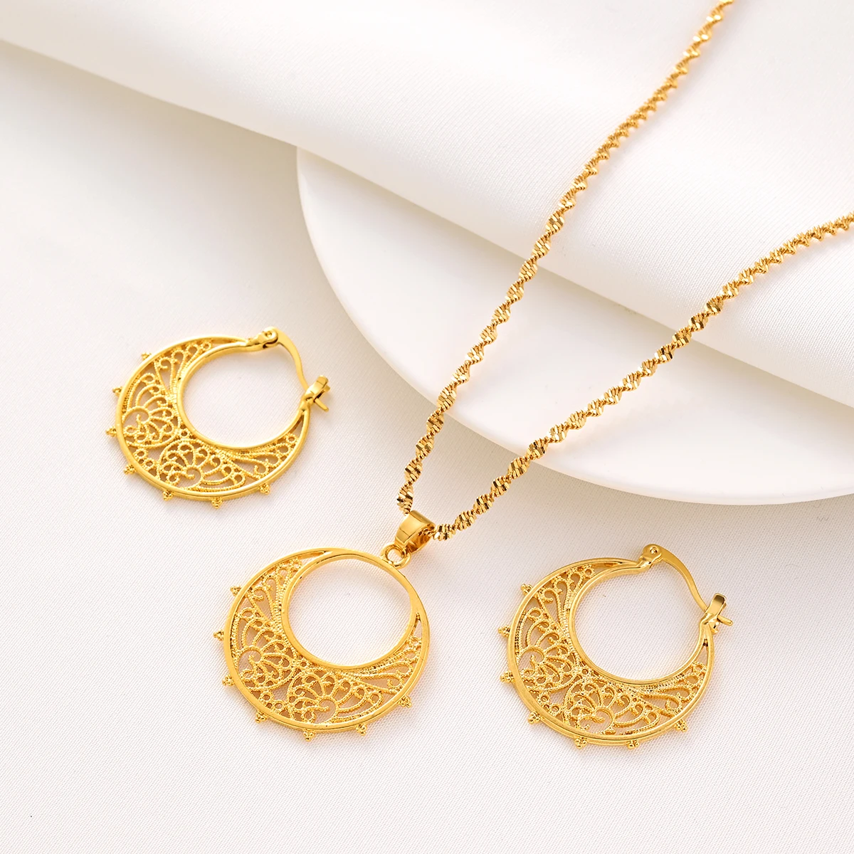 18k Gold Plated Africa dubai Cute Necklace pendant Earrings Wedding Birthday Party Jewelry Sets For Women Girl Gifts