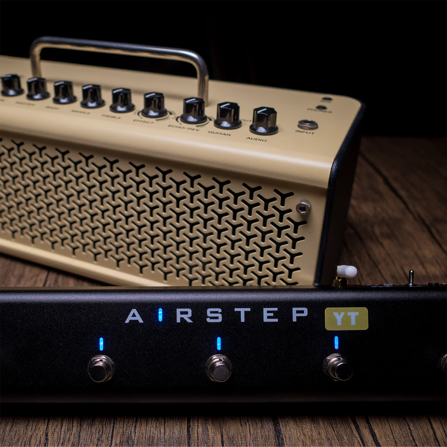 XSONIC AIRSTEP YT Edition | THR-II Series Footswitch