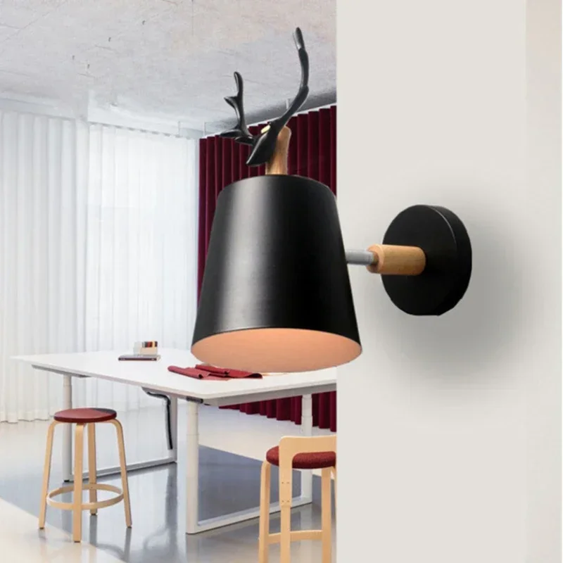 Nordic Antlers Wall Lamp for Bedroom Sofaside Aisle Restuarant Bathroom Decoration Lighting Cute Fawn Rotating LED Wall Sconces