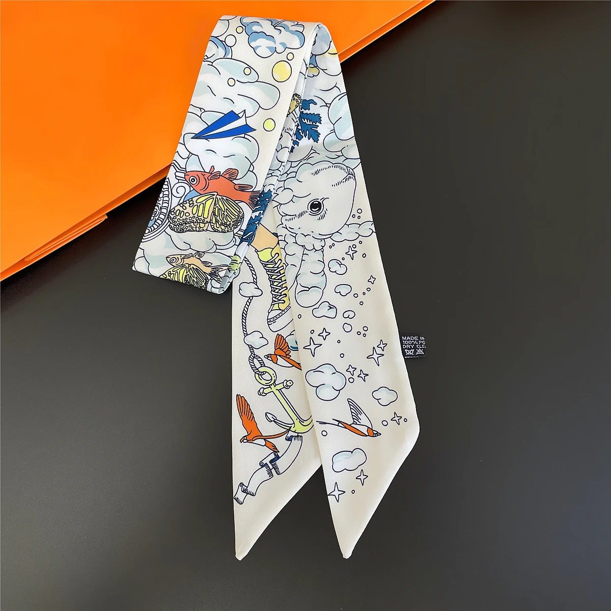 2024 Design Flying Fish Scarf Women Luxury Brand Silk Scarf Fashion Foulard Skinny Bag Scarves Hair Headband Neckerchief