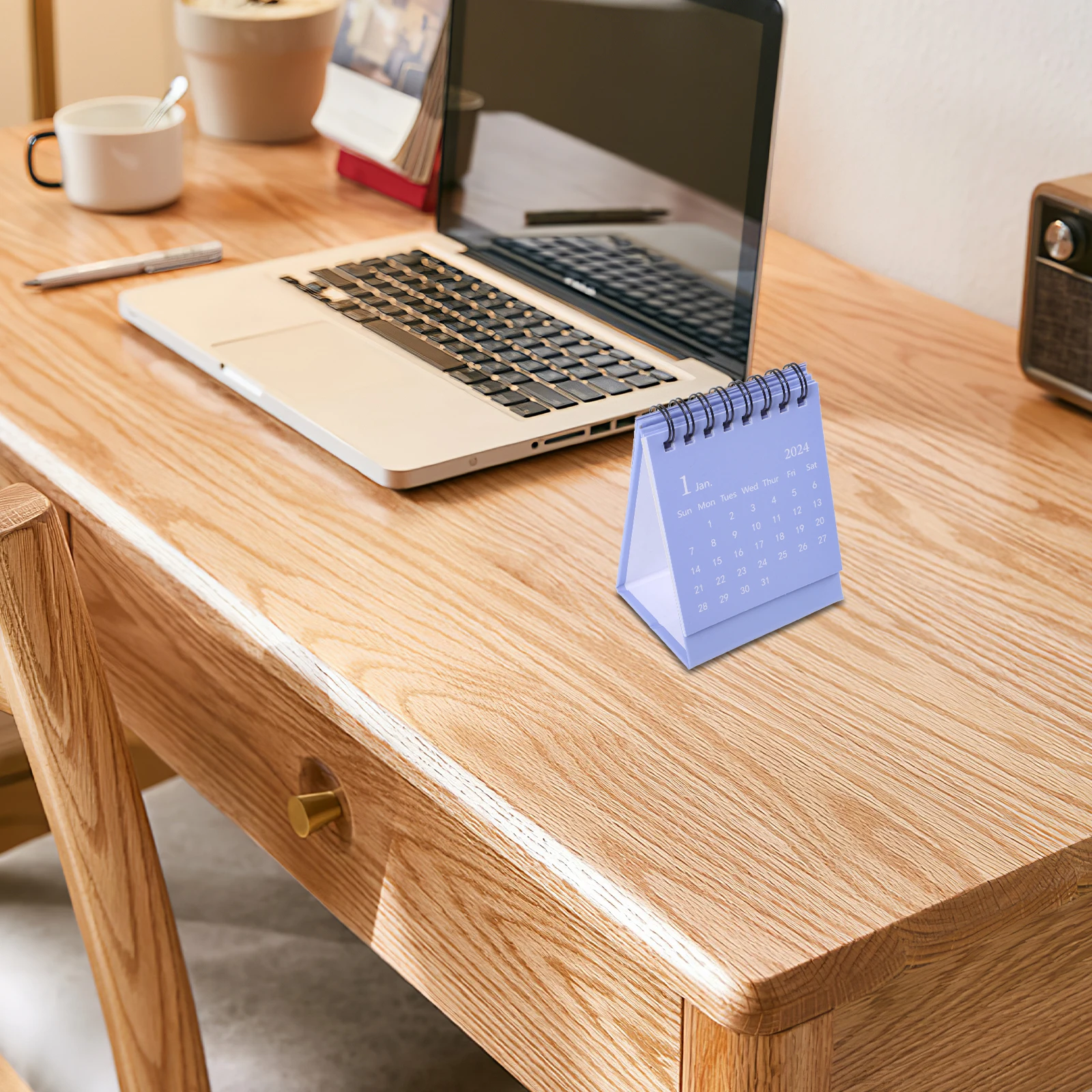 

2 шт. минималистичный стильный настольный календарь 2024 компактный маленький настольный спиральный флип-календарь настольный офисный органайзер для школьного использования