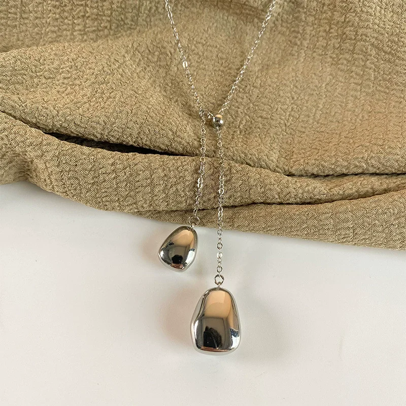

Vintage Metal Water Droplet Double Pendant Necklace for women's Fashion Long style Unique Exquisite Sweater Chain Accessory