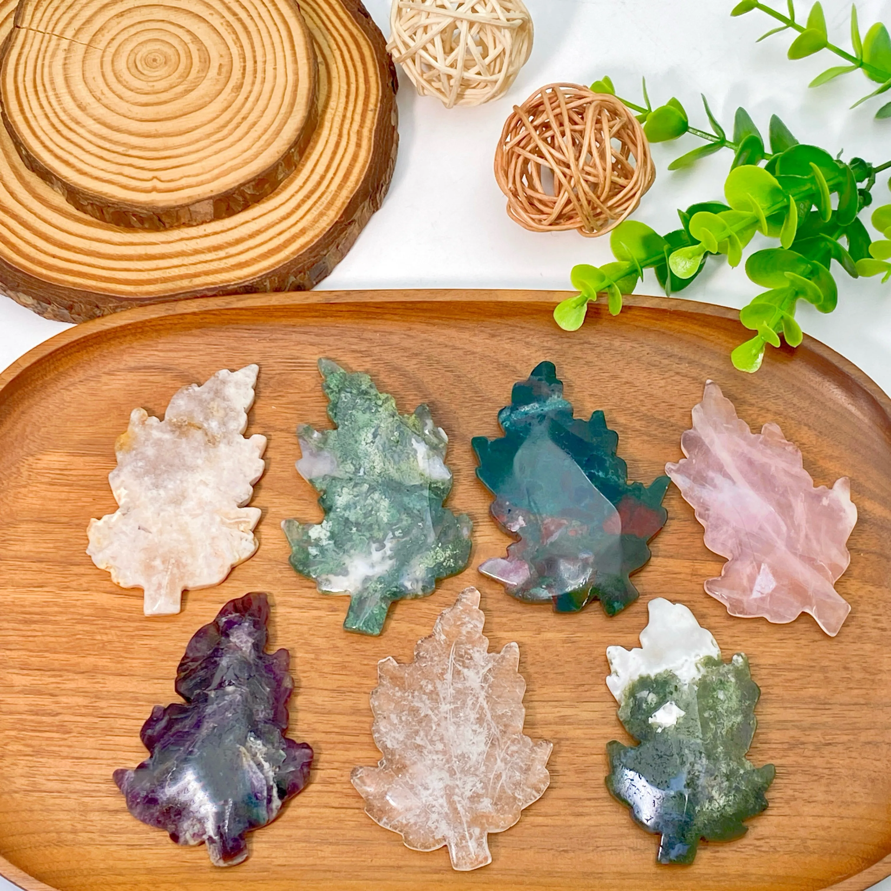 Random 1PC High Quality Multi-material Leaf Decoration Natural Crystal Raw Stone, Birthday Gift, Scene Decoration.