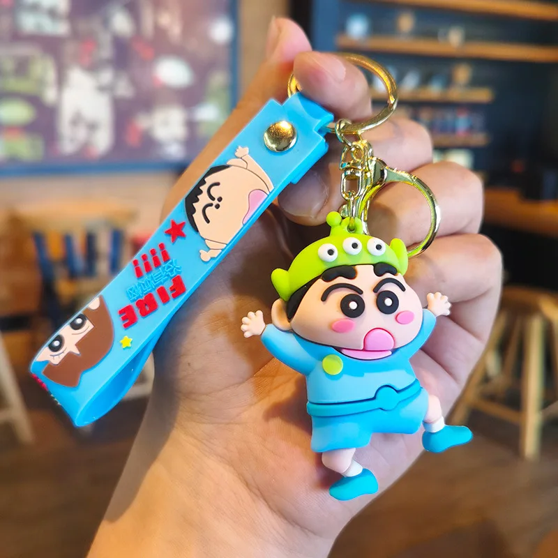 Baru Crayon chan-chan kartun berpakaian gantungan kunci gantungan kunci ransel liontin dekorasi Model lucu mainan boneka hadiah untuk anak-anak teman