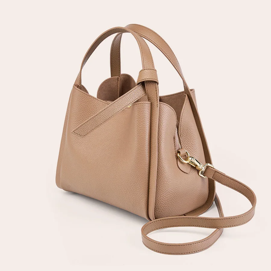 

2025 new genuine leather vegetable basket, top-grain cowhide women's bucket bag, elegant handbag, single-shoulder crossbody bag