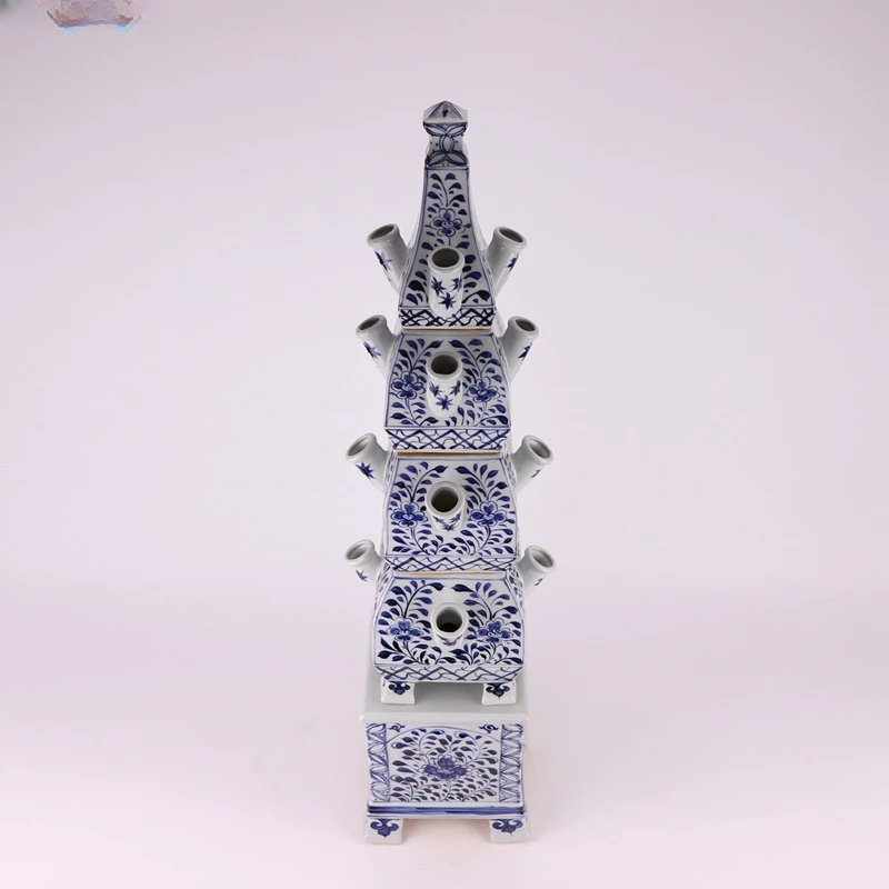 Traditional Blue and white Porcelain Twisted flower Pattern Five Layer Pagoda home decor