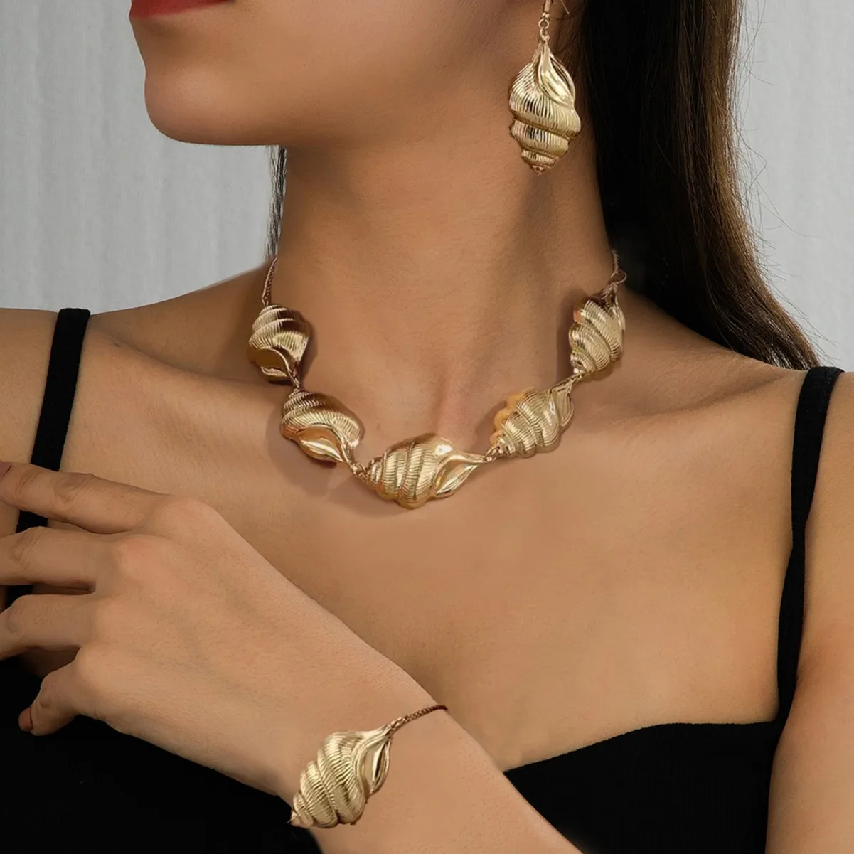 

European Style Ocean Conch Jewelry Set (Necklace/Earrings/Bracelet), Vintage Exaggerated High-End Women's Jewelry