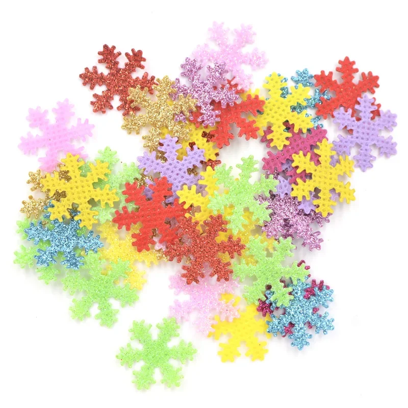 100Pcs 20mm Mixed Christmas Snowflakes Ome Christmas Party Table DIY Handmade Gift Supplies Appliques Wedding Decoration