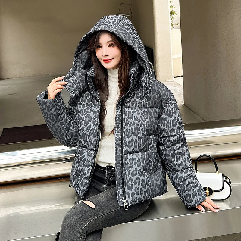 새로운 다운 코튼 자켓 여성 파카 패션 느슨한 후드 레오파드 인쇄 짧은 두꺼운 따뜻한 겨울 캐주얼 여성 겉옷 오버 코트