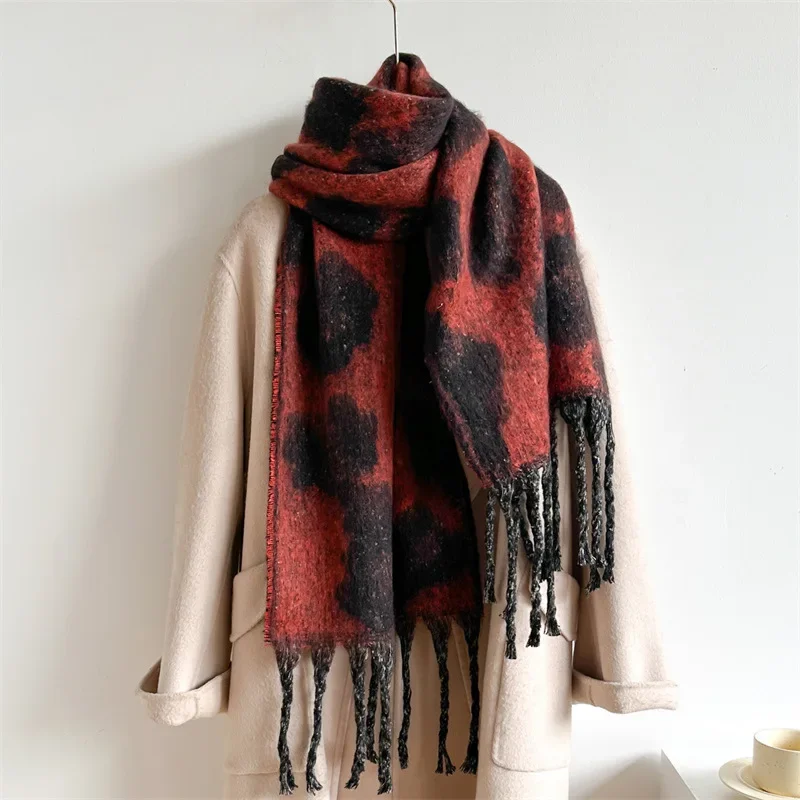 

TZTOOZ Thickened Warm Leopard Print Cashmere Scarf Autumn Winter Shawl Wraps Foulard Female Women Long Tassel Scarves