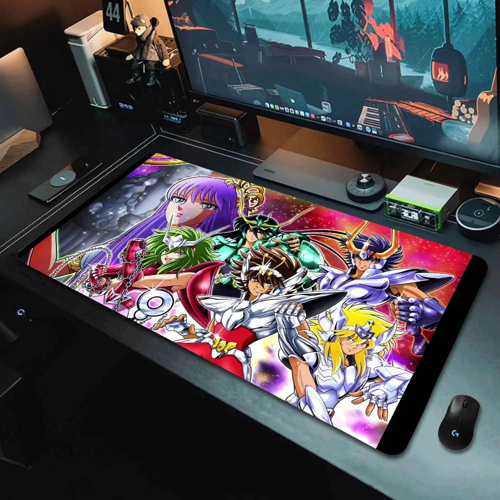 Saint Seiya Large Mouse Pad Gamer Pc Cabinet Mousepad Xxl Gaming Room Decoration Desk Mat tappetini per tastiera accessori tappeto Anime