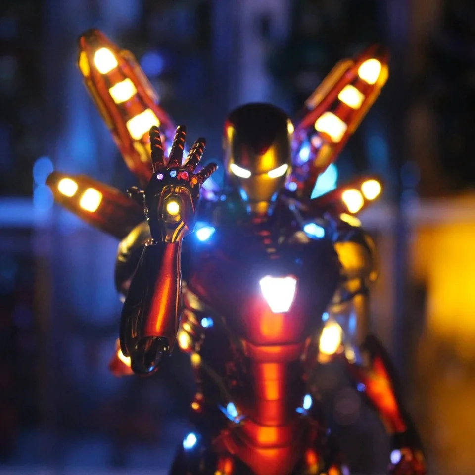 アベンジャーズ-アイアンマンの置物,可動ジョイント,絶妙な