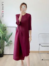 LANMREM Solid Color Pleated Dress For Women Round Neck Irregular Casual Dresses Female Fashion Clothing 2024 Autumn New 2R0007