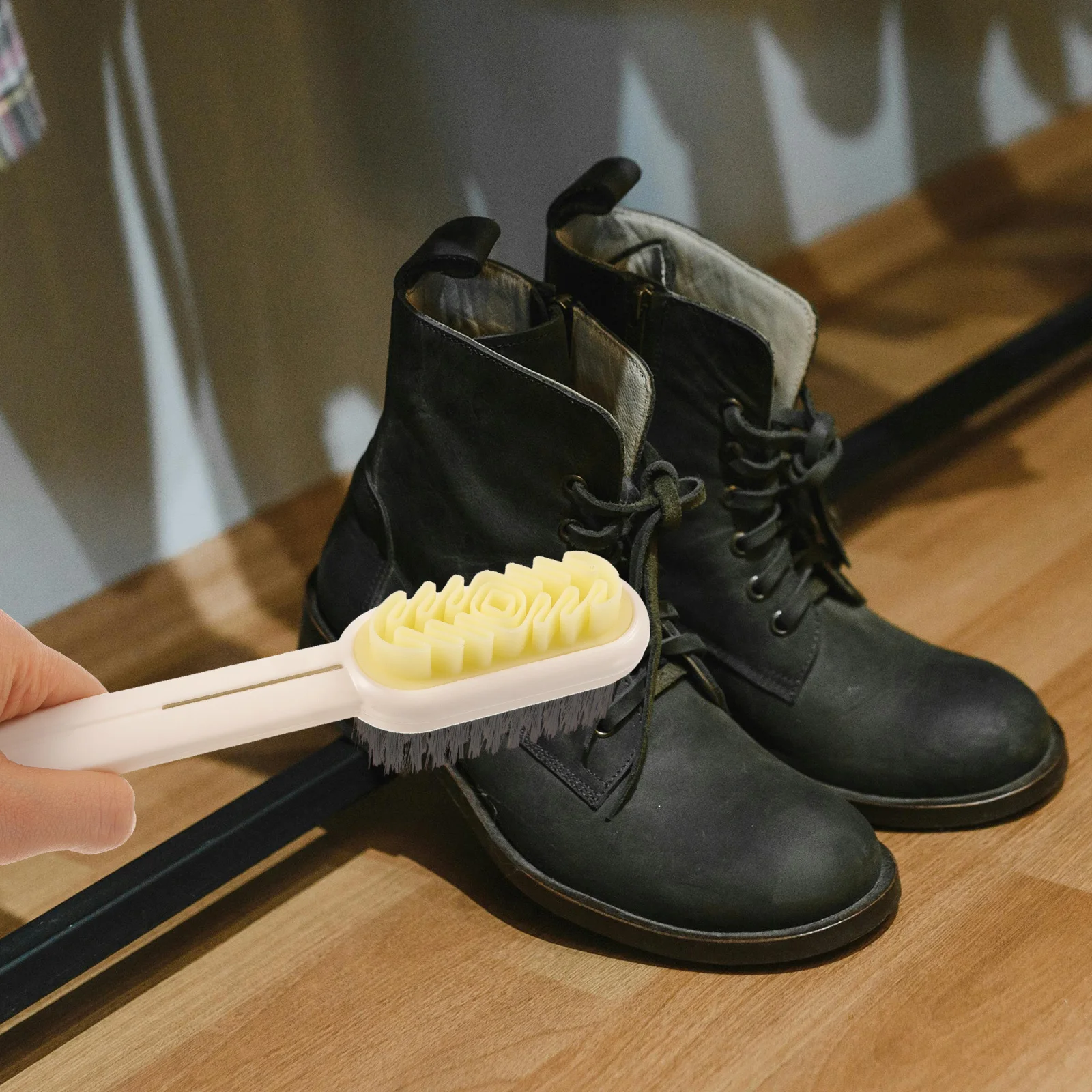 

Long Handle Soft Double Sided Shoe Brush Shoe Cleaning Brush Polishing Scrub Shoes Cleaning Tool Boot Care Kit