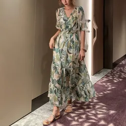 Nuova estate da donna stampata con scollo a v a vita alta che copre la pancia e appare la moda sottile elegante abito in Chiffon a mezza manica