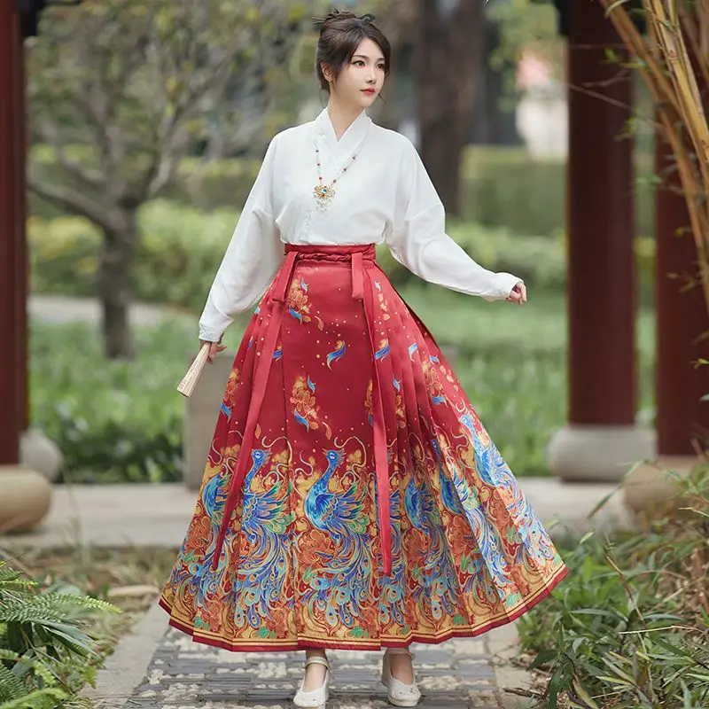 

‌New Chinese Style Mamian Skirt - Peacock Feather Pattern, Elegant Traditional Costume for Women Hanfu Style Skirt and Shirt