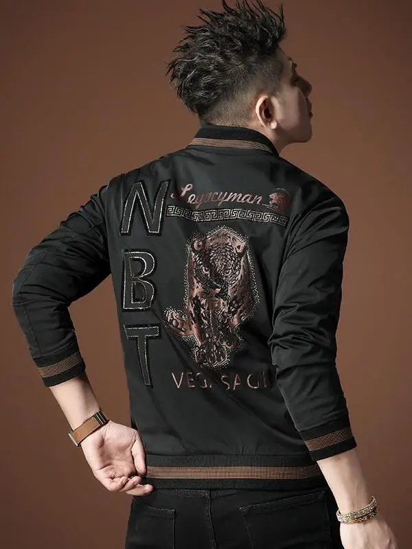 

Элегантная мужская куртка с бейсбольным воротником, повседневная, блестящая, из полиэстера, в европейском стиле, осенне-зимняя, новая модная коллекция