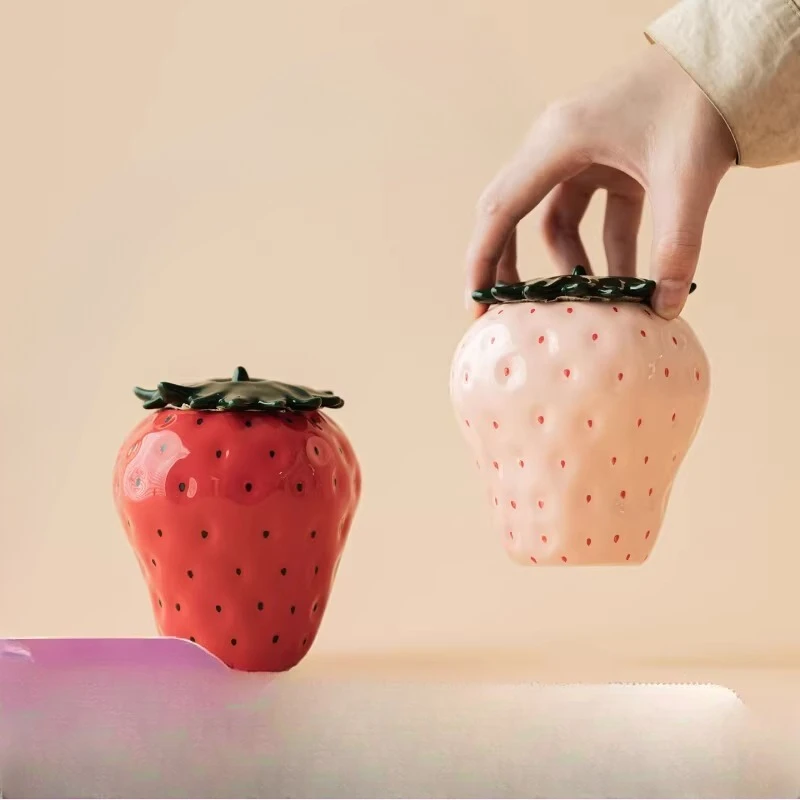 

Strawberry jar ceramic sealed jar, high-grade cinnamon rock tea storage tank