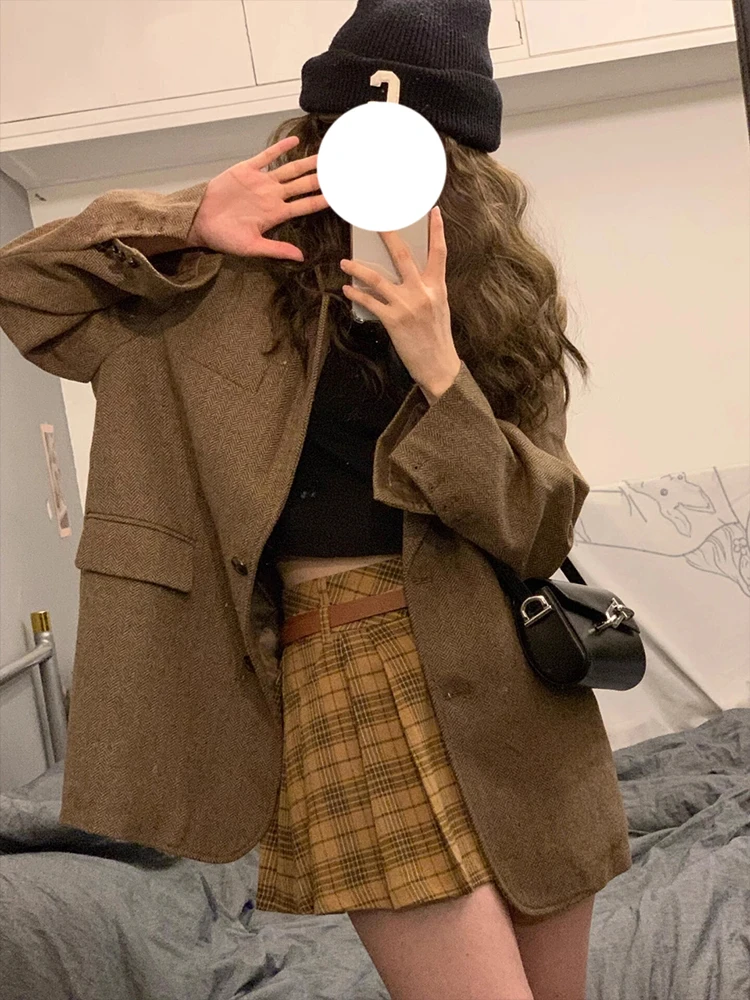 

Limited Quanti Coffee Brown ort Sle Women's Jaet Top Button Design Stand Version Long Sve Collar Daily Wear