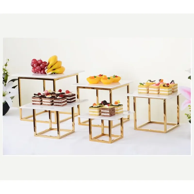 Golden Glass Cupcake Display Stand for Wedding Buffet Table Elegant Restaurant Hotel Supplies Popular Dessert Showcase