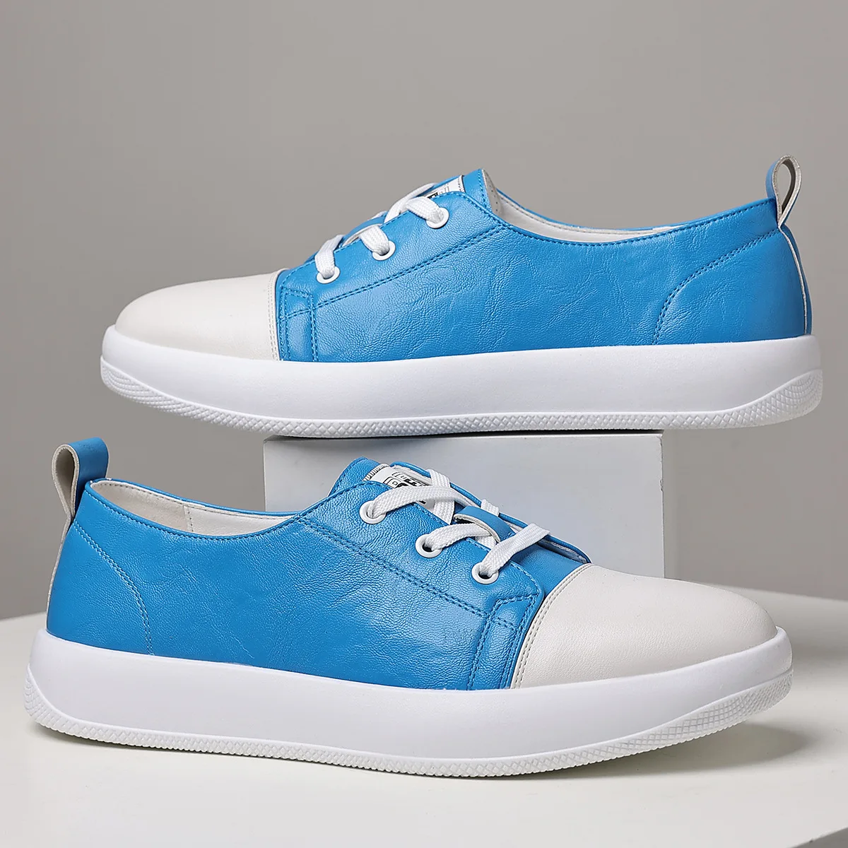 

New Men Leather Casual Shoes Concise Flat Skate Shoes Young Man Street Lace-up Loafers